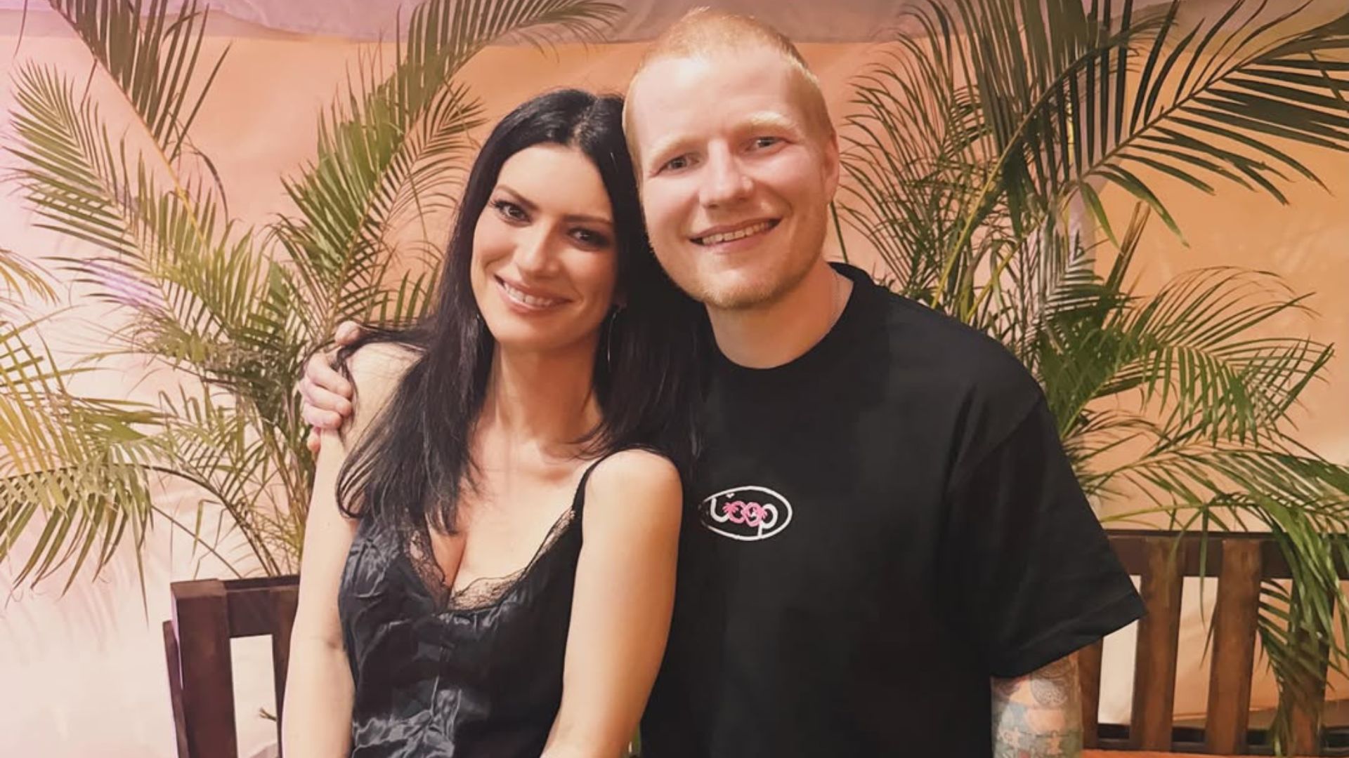 Laura Pausini ed Ed Sheeran insieme a Santo Domingo dopo il concerto in uno scatto condiviso sui social